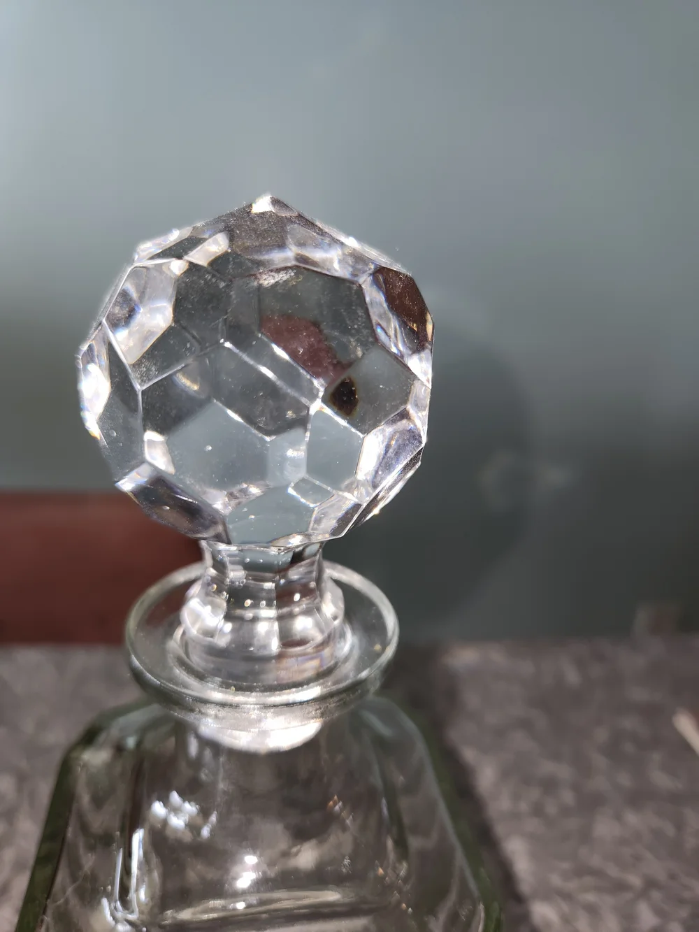 William Evams Clear Glass 200  Years Anniversary  Decanter with Faceted Stopper